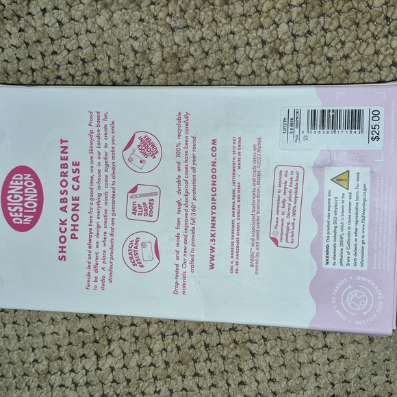 Barbie iPhone 12/12 Pro Case - Pink - Picture 2 of 2